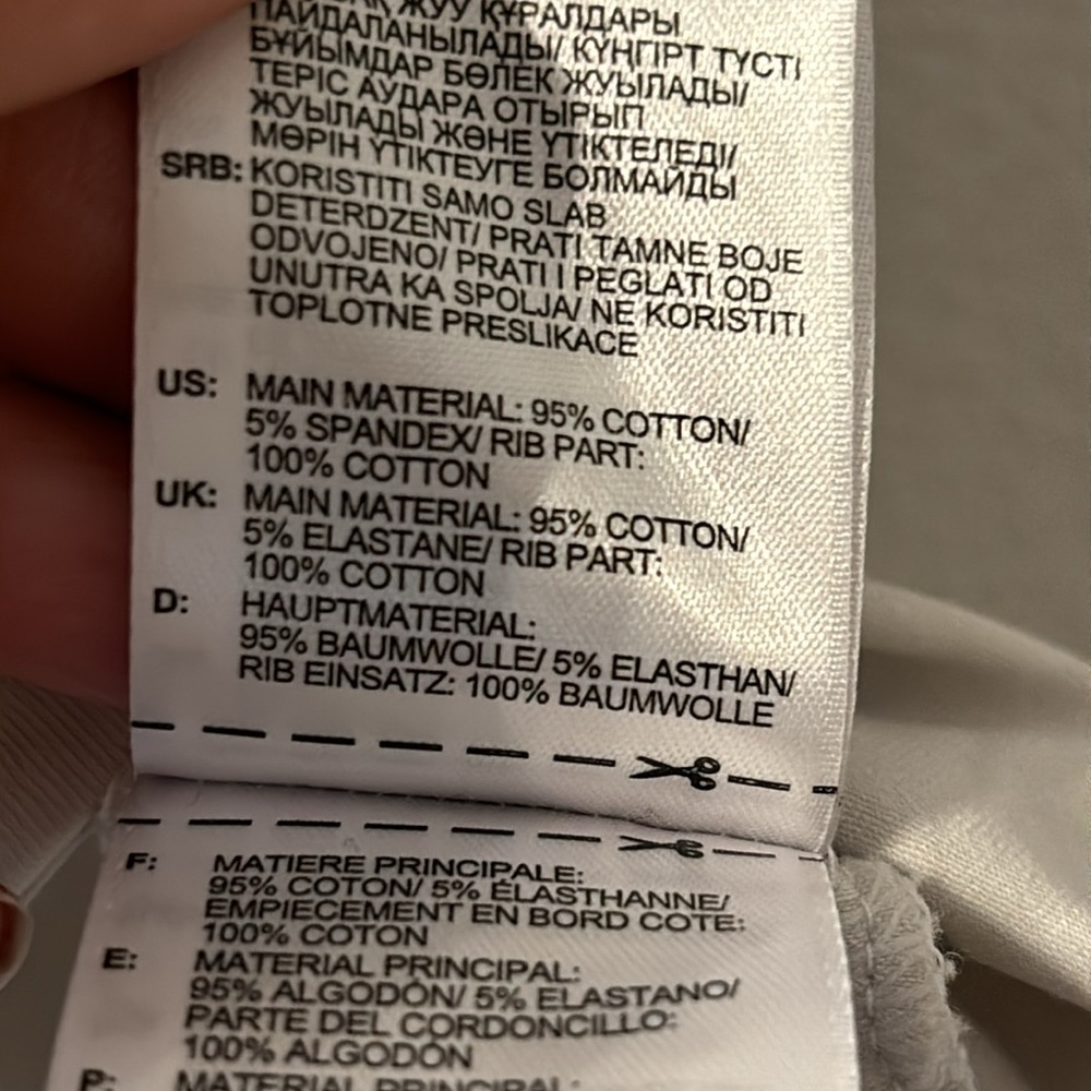 Adidas Basic Graphic Tee Size Medium - image 5